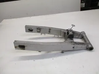 3. Kawasaki ZR-7 S ZR750F Schwinge Hinterradaufhängung Felge hinten swing arm - Bild 1