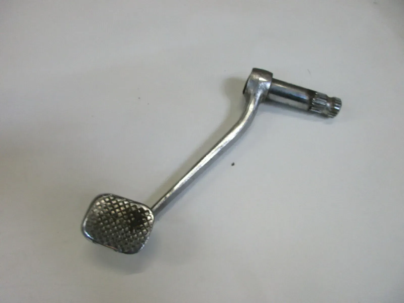 O. Suzuki GSX 1100 ES GU71BD Bremspedal unten Bremse Bremshebel brake pedal - Bild 1