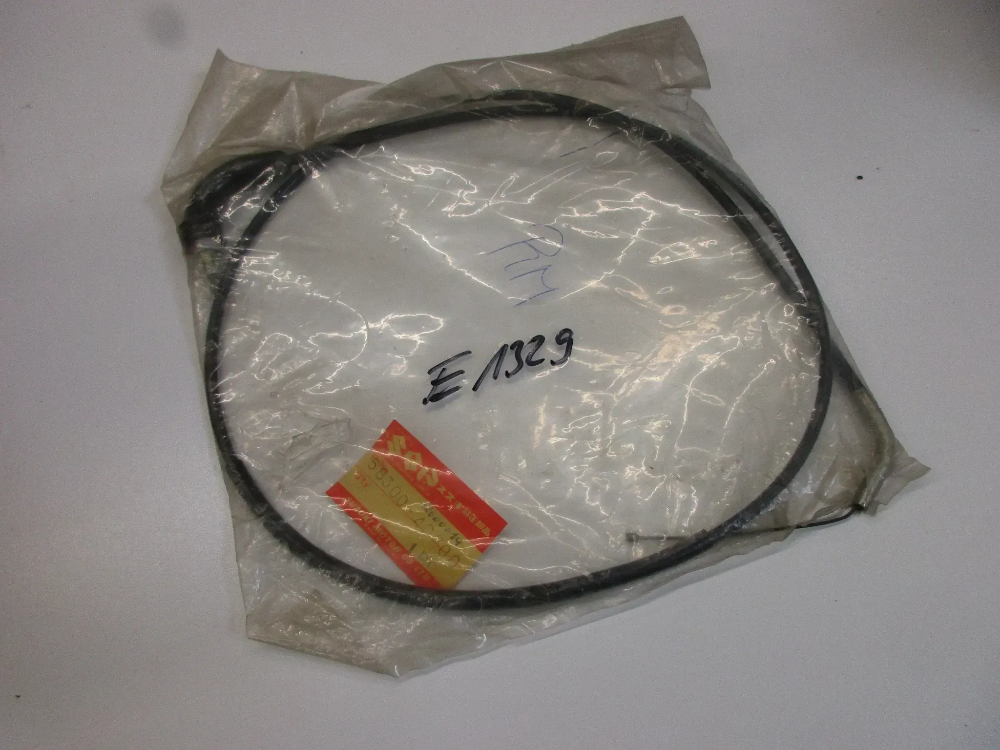 E1329 Suzuki RM 125 RM 250 Gaszug Gaszugseil 58300-40200 bowdenzug throttle - Bild 1