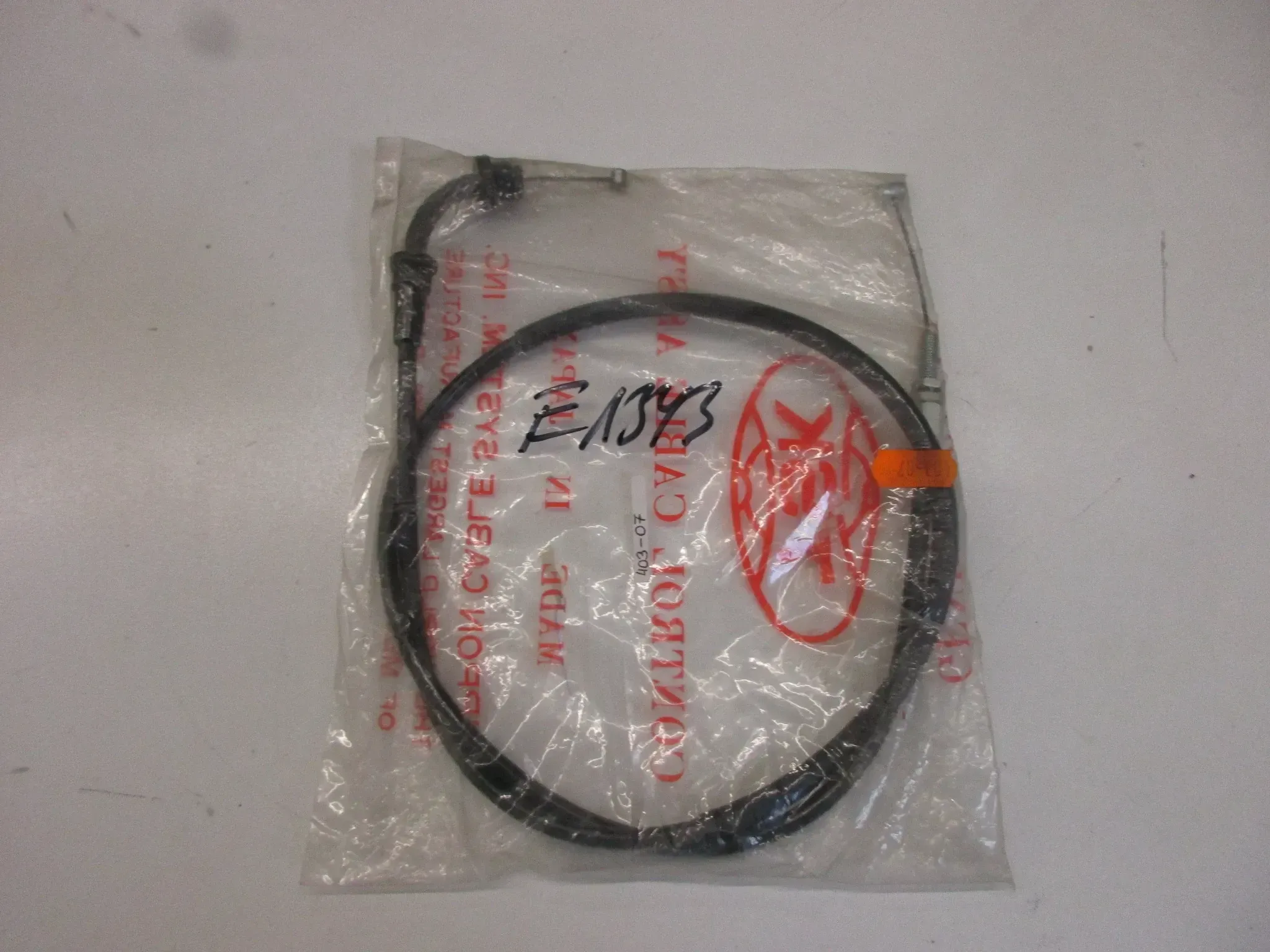 E1343 Suzuki GS 650_750_1000 Gaszug Gaszugseil 58300-44232 bowdenzug throttle - Bild 1