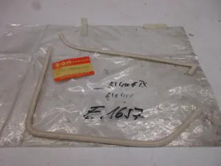 E1657. Suzuki GS 450 TX Aufkleber Dekor 68140-44300-764 Verkleidung Emblem Logo - Bild 2