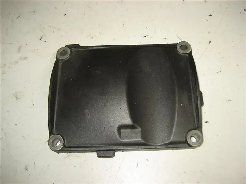 YAMAHA YZF-R1 RN12 R1 MOTORDECKEL OBEN ENTLÜFTUNG ENTLÜFTUNGSDECKEL COVER - Bild 1
