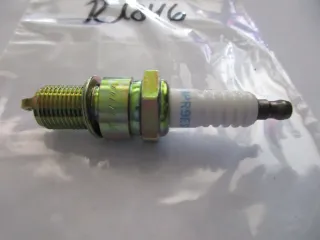 R1846 NGK BPR9ES Zündkerzen 7788 Motor Ø 14 mm entstört - Bild 3