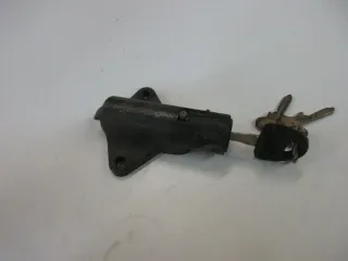 O. Suzuki GS 400 E Bj.80 Zündschloß mit Schlüssel Schloß Zündung ignition - Bild 1