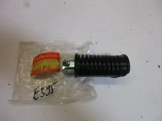 E595. Suzuki GS 450 Fußraste vorne rechts 43550-49002 Fussraste Fahrerraste foot - Bild 1