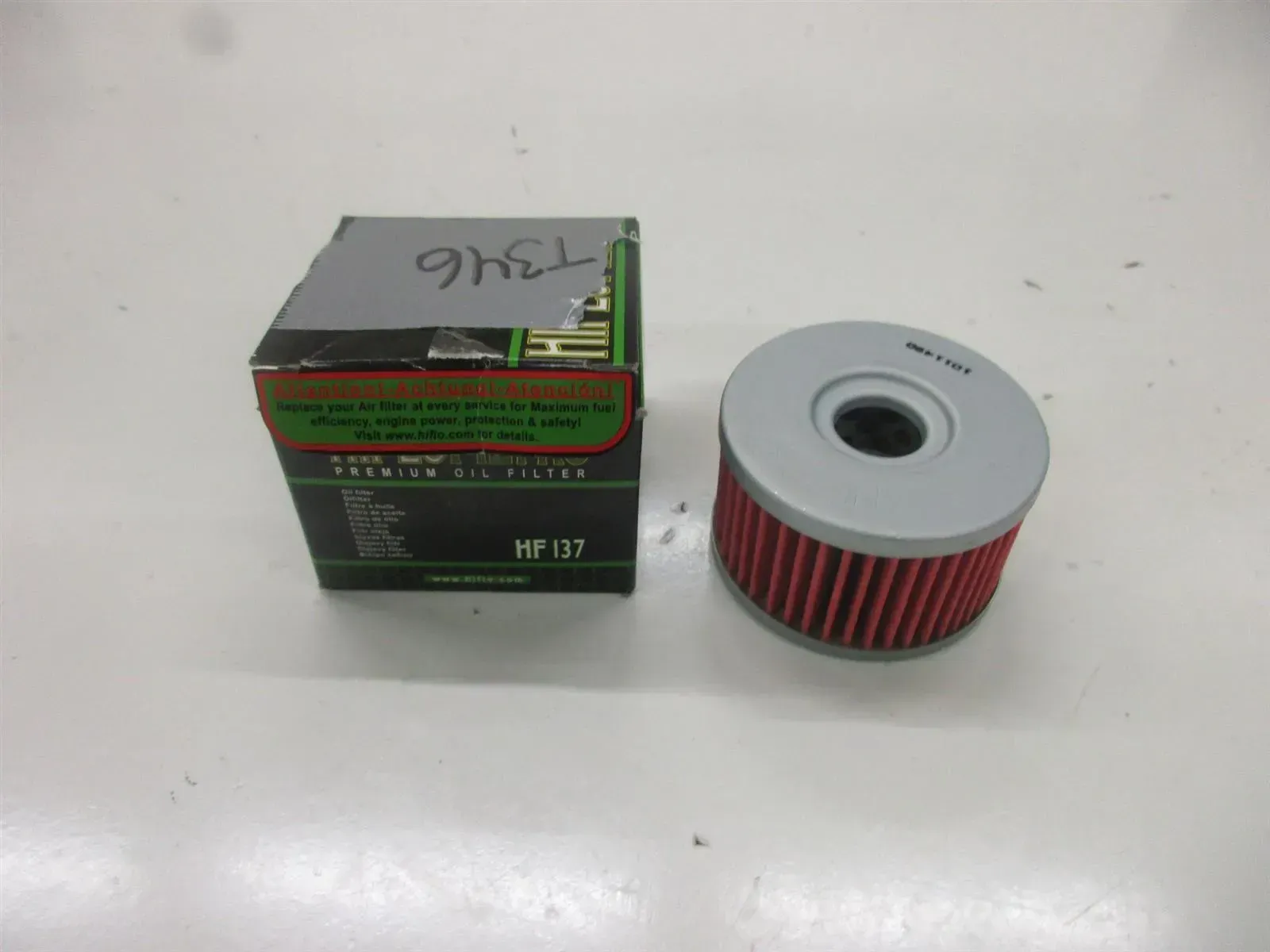 T346. Suzuki DR 650 SE LS 650 Ölfilter Motor Motorölfilter Ersatzfilter HF 137 - Bild 1