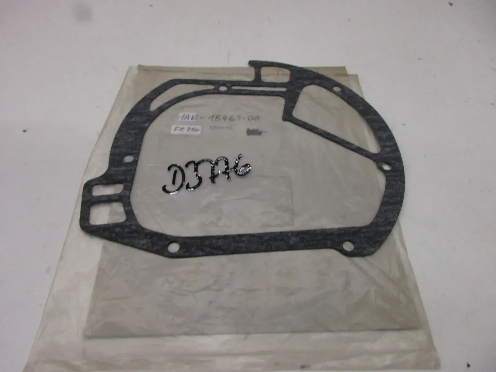 Dichtung 1AE-15463-00 D3776. Yamaha FZ 750 Vergaser Motordichtung Motor seal - Bild 1