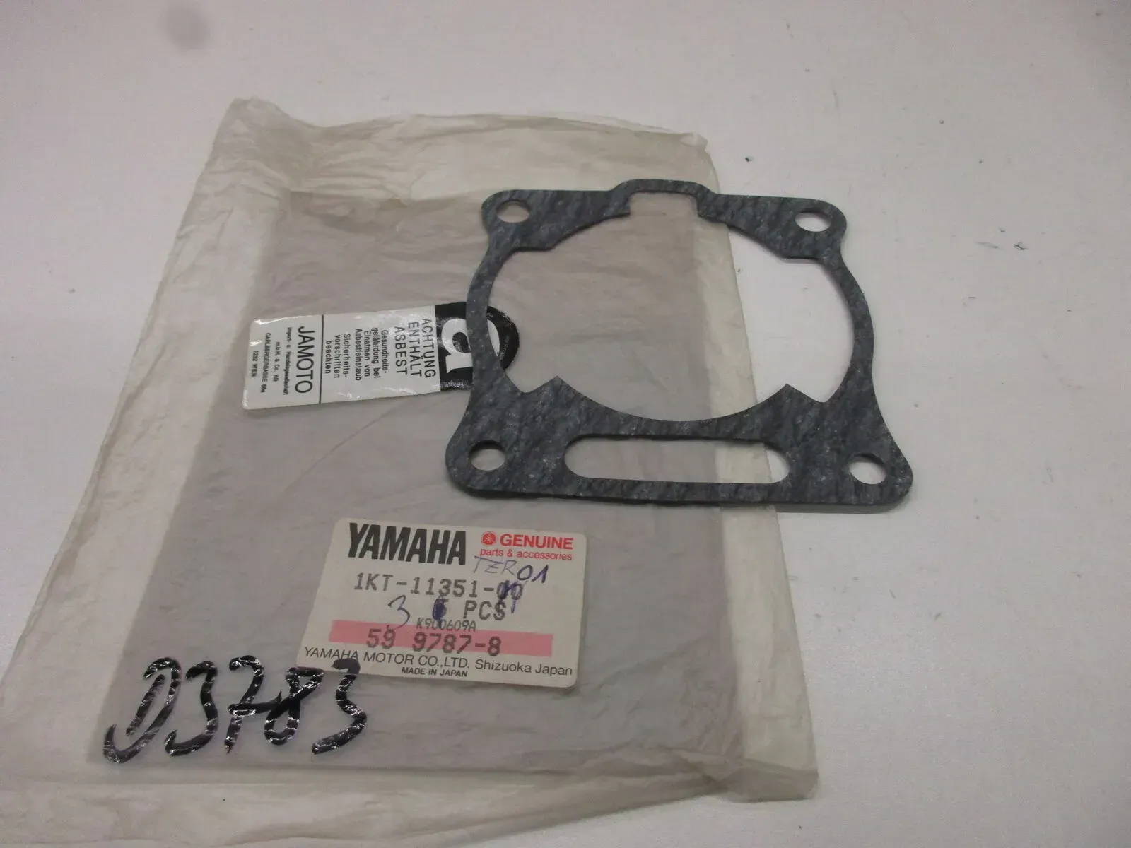 Dichtung 1KT-11351-01 D3783. Yamaha TDR 250 Zylinderfuß Motordichtung Motor seal - Bild 1
