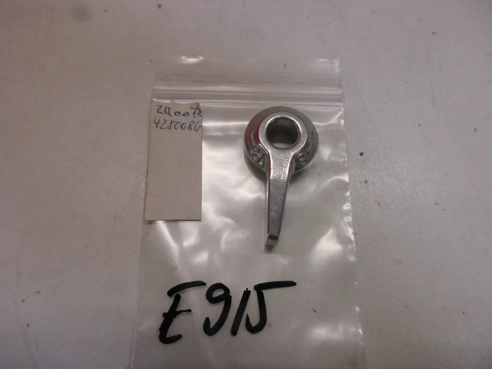 E915. Suzuki TS 50_75_100 Chokehebel Choke 58721-25611 Kaltstart Hebel Lenker - Bild 1