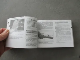 Kawasaki Z 650 ABS Manual del Propietario ET 99922-1405-01 Benutzerhandbuch - Bild 2