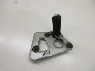 Fußraste vorne rechts Suzuki GSX 750 F GR 78 A Fußrastenhalter Fußrastenbrücke - Bild 4