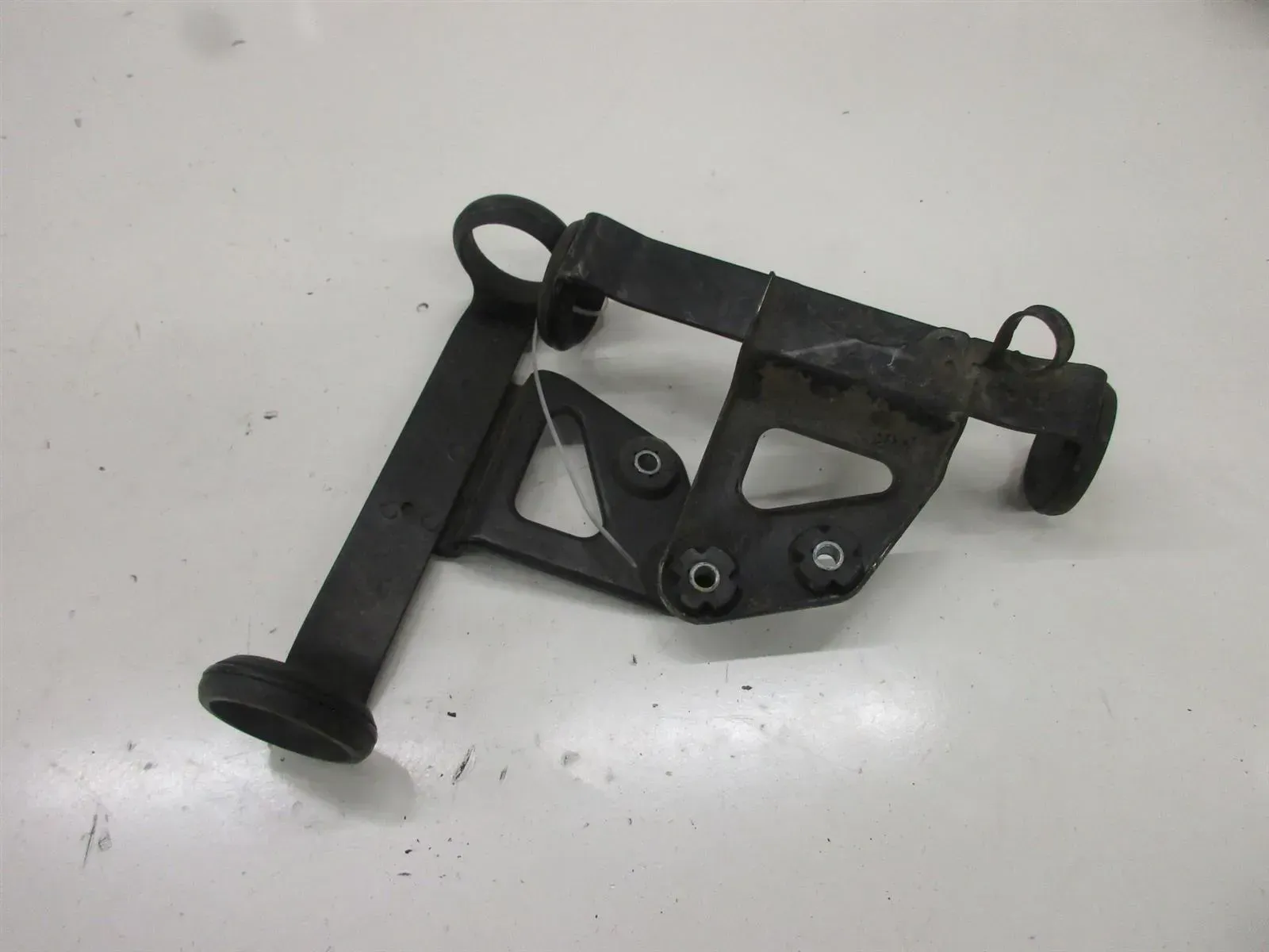 1. Suzuki DR 600 R SN 41 A Scheinwerferhalter links rechts Scheinwerfer Träger - Bild 1