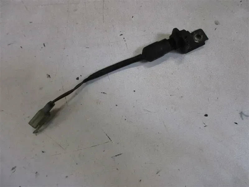 6. Kawasaki ZZR 600 ZX600D Bremslichtschalter hinten Bremslicht Schalter switch - Bild 1