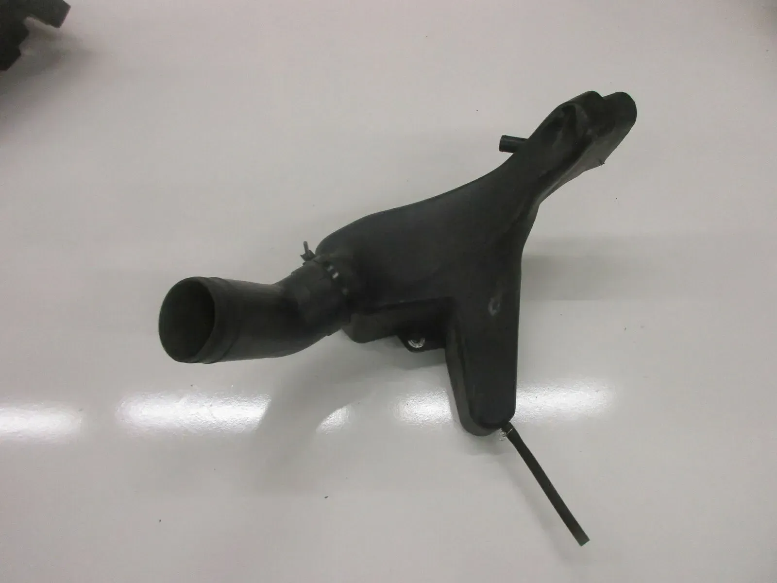 Kawasaki ZZR 600 ZX 600 E Ansaugrohr Ram Air links Luftrohr 14073-1549 - Bild 1