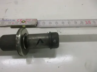 1. Suzuki GT 250 Ram Air Steckachse (1) vorne 15 mm Vorderrad Achse Felge Bolzen - Bild 2