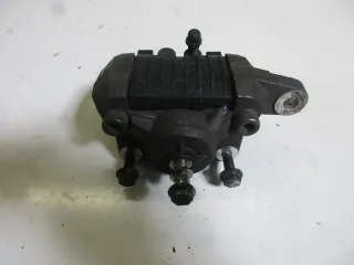 7. Suzuki GSX 600 F GN 72 B Bremssattel (1) hinten Bremse Bremszange Bremskolben - Bild 1