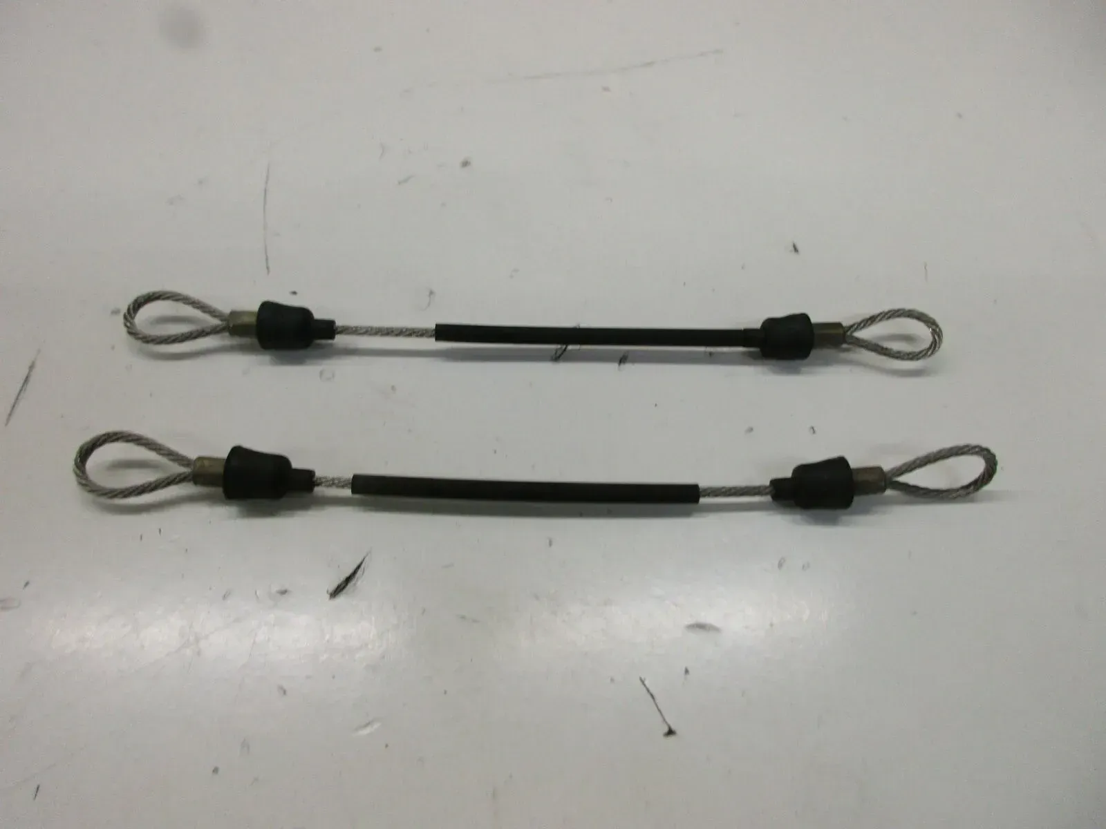 1. Kawasaki ER-6F ABS EX650A Seilzug Gepäckhaken Gepäckzüge Verschluss Sitzbank - Bild 1