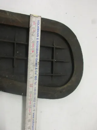 B1036 BMW Tankpad Kniekissen rechts Knieschoner Benzintank Tankgummi Gummi - Bild 7