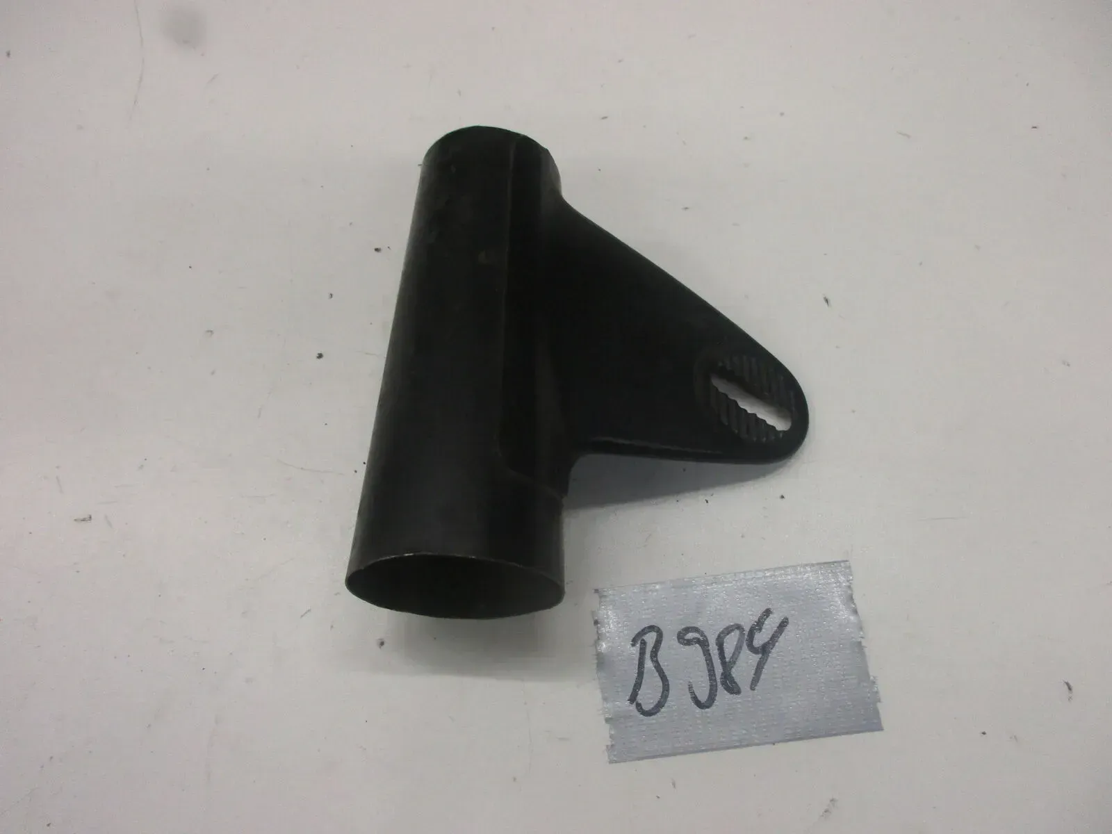 Lampenhalter B984 BMW R50/5 R60/5 R75/5 Scheinwerferhalter rechts Halter Gabel - Bild 1