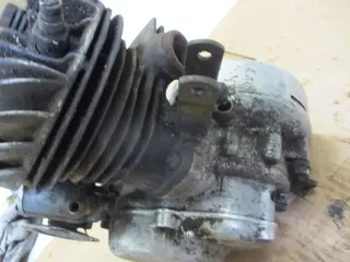 Motor SM98 Getriebe BM46 Fichtel & Sachs Zahnräder Gehäuse Block Vergaser - Bild 8