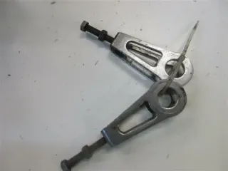 HONDA VF 750 S RC07 KETTENSPANNER RECHTS LINKS KETTE SPANNER ANTRIEBSKETTE - Bild 1