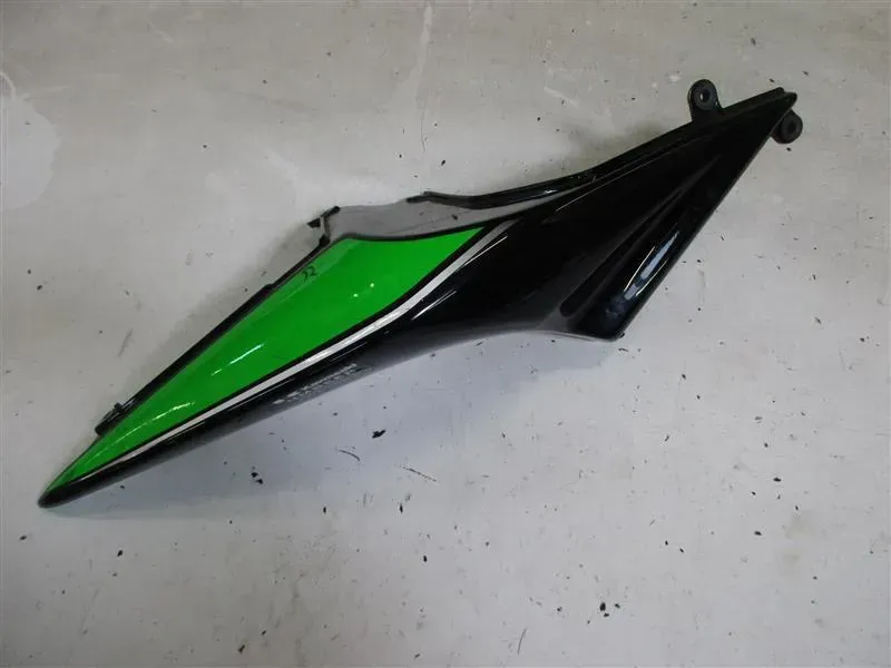 KAWASAKI NINJA 250 EX250R VERKLEIDUNG RECHTS SITZBANK SEITENDECKEL 36040-0115 - Bild 1