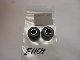 E1104. Suzuki CS 80 C Roadie Gummidämpfer Vibrationsdämpfer 09320-10032 Rahmen - Bild 3
