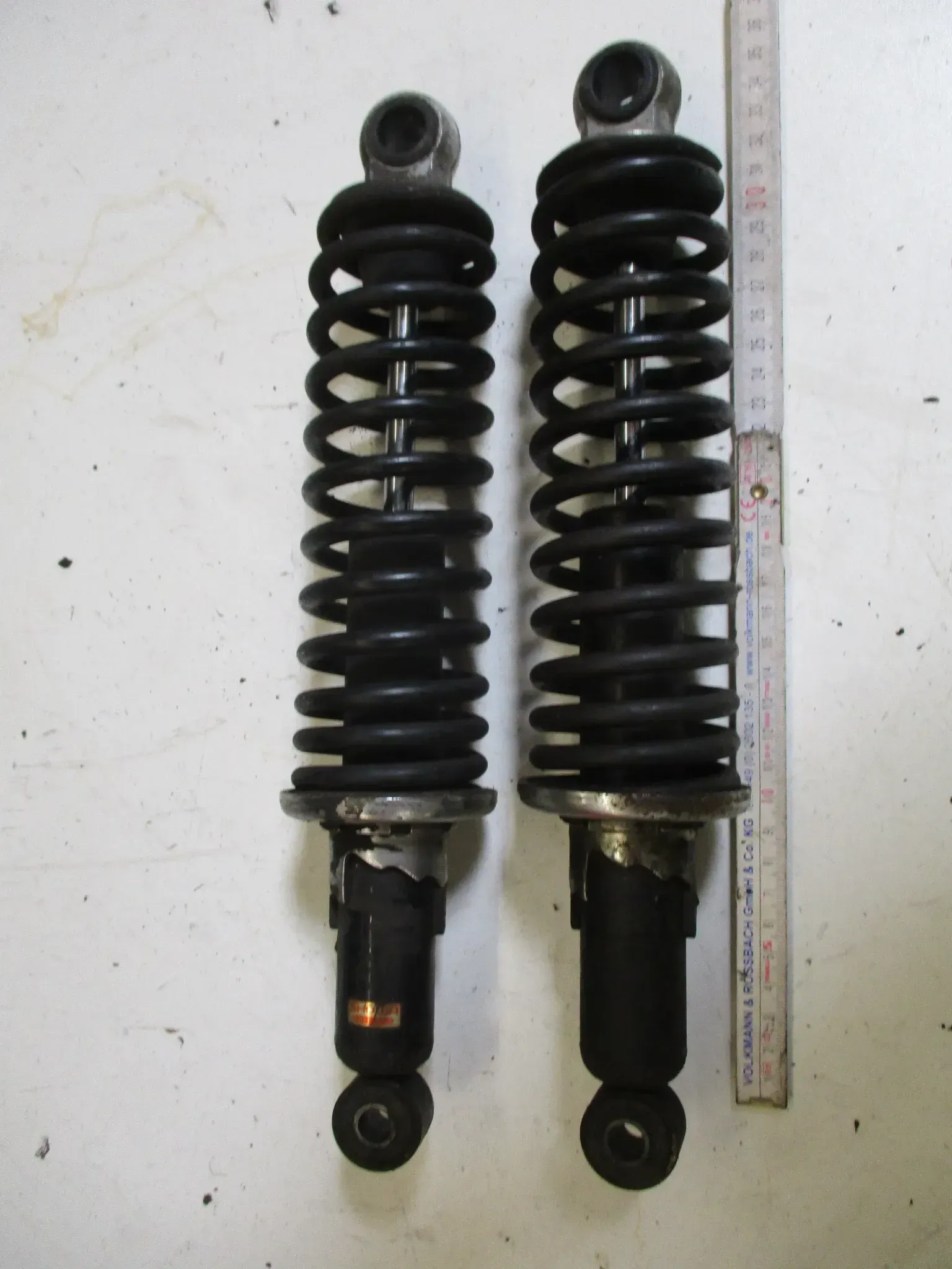 2. Honda FT 500 PC07 Flat Track Stoßdämpfer Showa MC8-611 Federbeine shock absorber - Bild 1