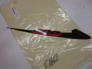 E1662. Suzuki GSX-600 Aufkleber Dekor 68145-39F00-FM6 Verkleidung links Emblem - Bild 3