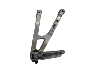 Suzuki GSX-R 400 GK71F Soziusraste hinten links Fußraste Halter footrest - Bild 1