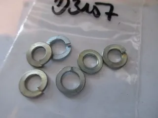 D3157 Yamaha XJ 600 FZR 1000 Sicherungsring 92995-06100 Rahmen Schraube - Bild 3