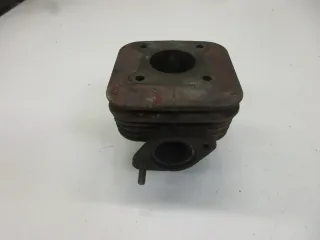 X500. Sym 50er Zylinder ohne Kolben Motorblock T5C engine cylinder - Bild 1