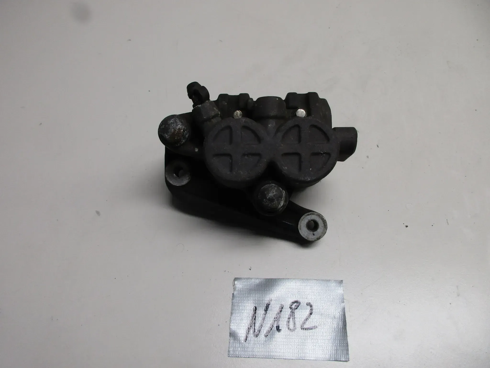 N182 Honda XL 600 V PD06 Transalp Bremssattel Bremszange vorne unten - Bild 1