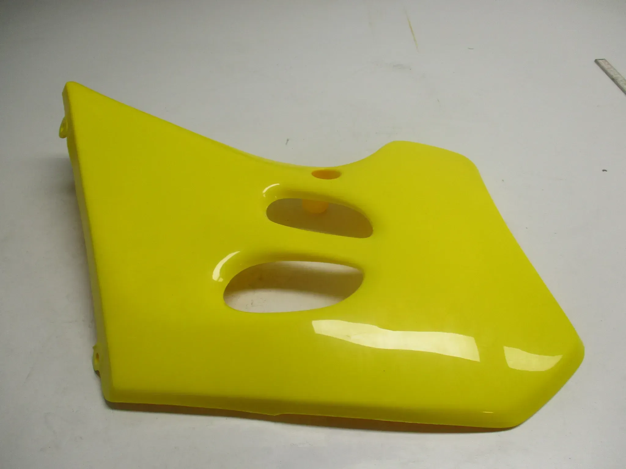K56 Suzuki RM_RMX 125_250 Bj. 93-95 Verkleidung Seitendeckel links - Bild 1