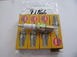 R1866 NGK B7ECS Suzuki Yamaha Kawasaki Zündkerzen Ø 14 mm Motor - Bild 1