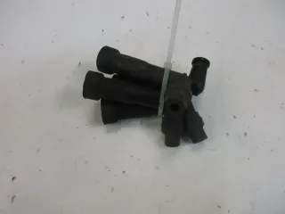 O. Honda CB 650 RC 03 Zündkerzenstecker Stecker Zündspule Zündspulenstecker - Bild 1