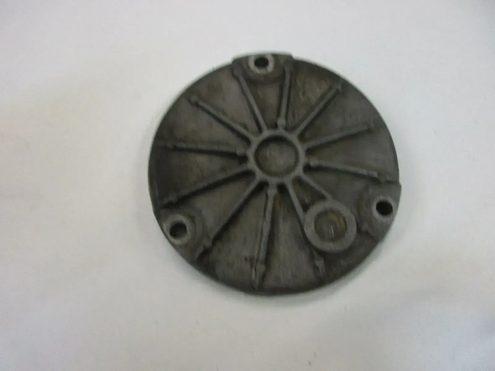 O. Suzuki GSX 250 E GS 25 X Ölfilterdeckel Motor Motordeckel Ölpumpe Ölfilter - Bild 1