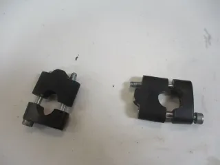 4. SUZUKI GSX 400 E GK 53 C Lenkerhalter oben Lenker Klemme Halter Riser Gabel - Bild 3