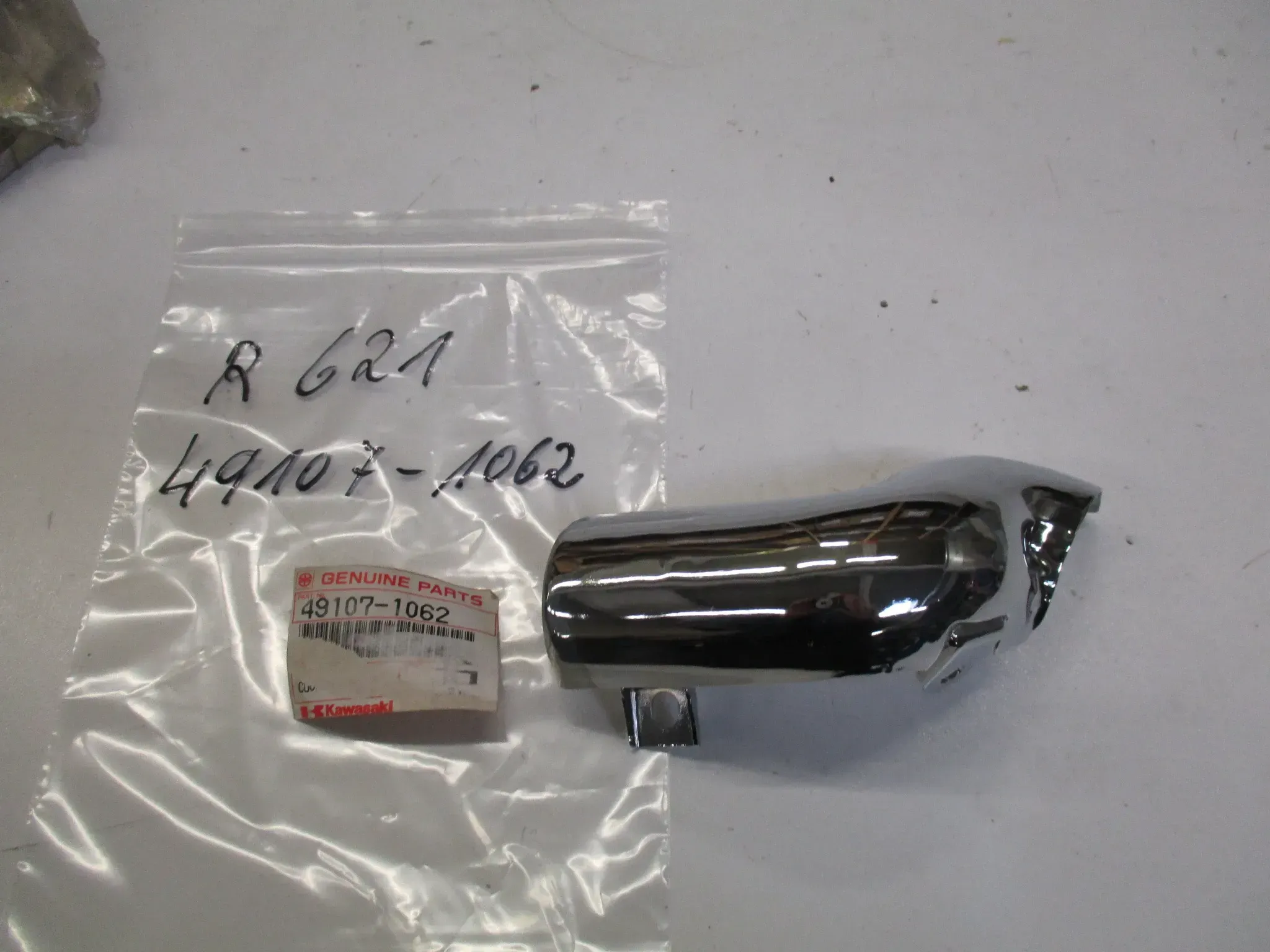 R621 Kawasaki LTD 450_EN 500 Hitzeschild  49107-1062 Krümmer links - Bild 1