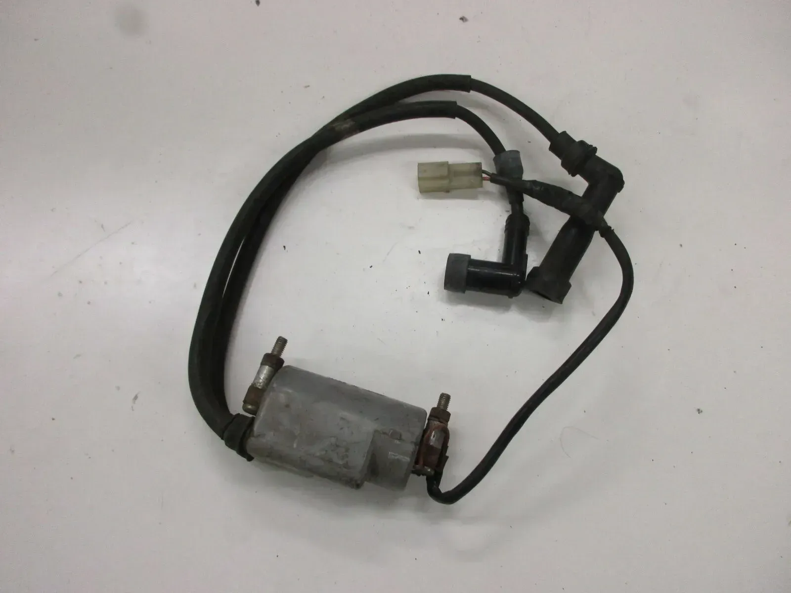 Zündspule Zündspulenstecker Suzuki GS 550 D GS 550 E ignition 3300 12 V - Bild 1
