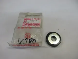 K280 Kawasaki GPZ 550 EN 500 Schwingenkappe Schwinge Rahmen Scheibe 11012-1029 - Bild 1