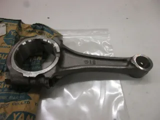 Pleuelstange 1L9-11650-00 D927. Yamaha XS 250 XS 400 Pleuel Motor Nockenwelle - Bild 2