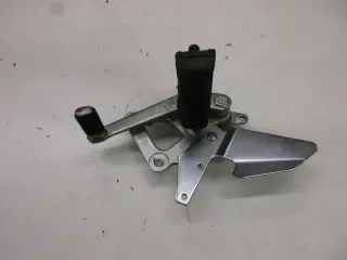 Fußrastenhalter Fußraste 14. Suzuki GS 500 E GM51B Bremspedal vorne rechts - Bild 5