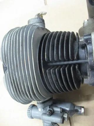 Motor 246625 komplett mit Kupplung BM6. BMW R 25/2 überholt aus Lagerauflösung - Bild 7