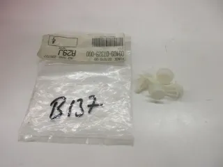 B137. Suzuki GSF 600_1200 Stopfen Kappe Verschluss Verkleidung Clip 09409-07329 - Bild 1