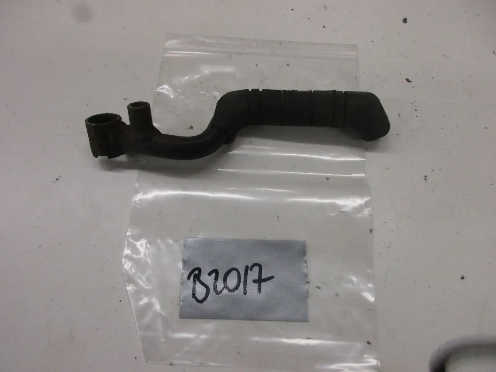 Aufbockhilfe Hilfsgriff B2017 BMW K 75 RT Haltegriff Soziusgriff Rahmen Halter - Bild 1