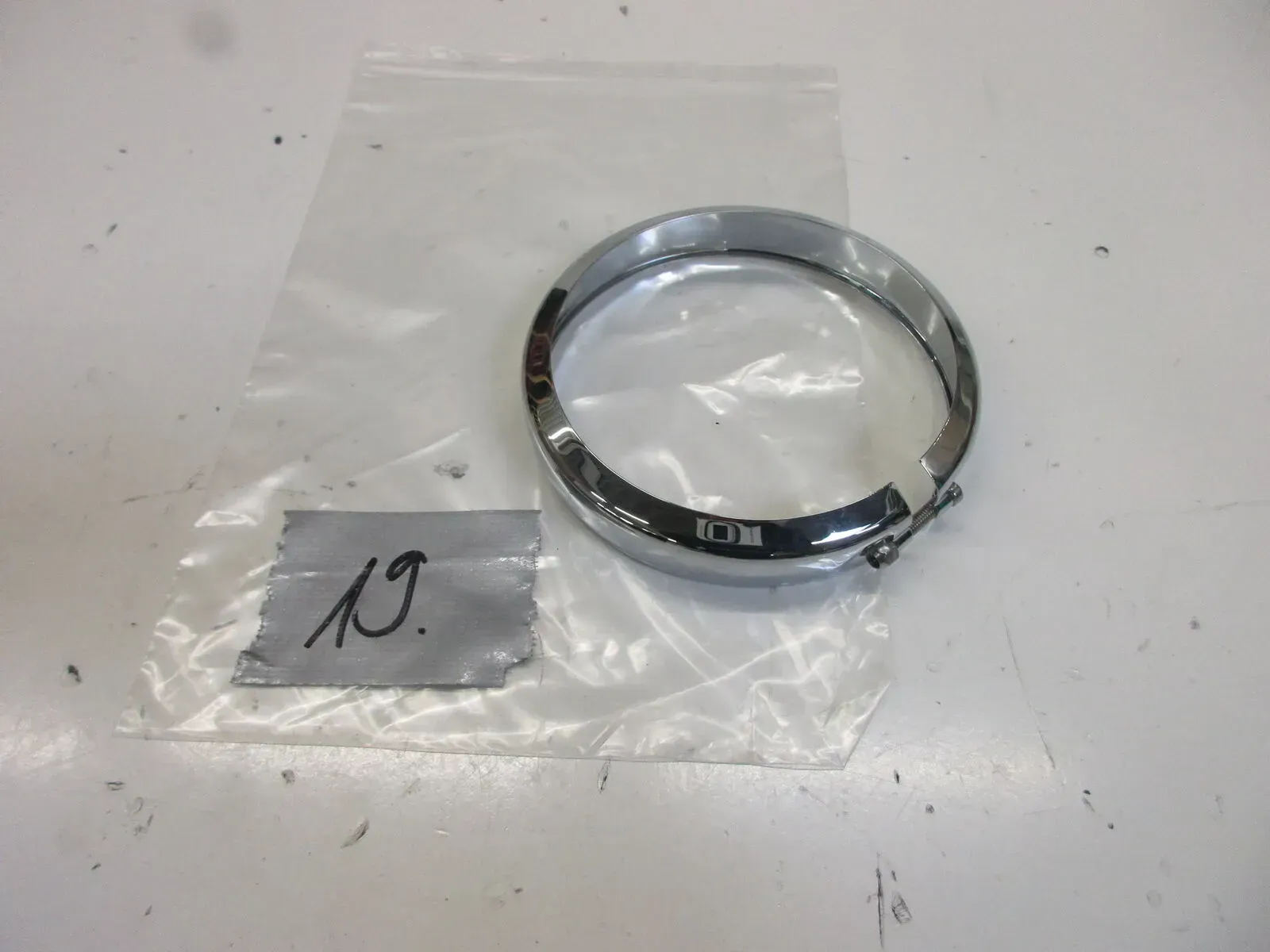 Lampenring Scheinwerferring Zierring 19. Harley Davidson Hauptscheinwerfer - Bild 1