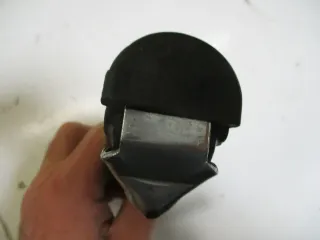 Honda CB 650 C_SC RC 08 Fußraste vorne rechts Fußrastenhalter foot rest front ri - Bild 4