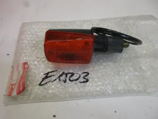 E1503. Suzuki RGV 250 Blinker vorne rechts 35601-01D00 Original Blinkleuchte - Bild 2