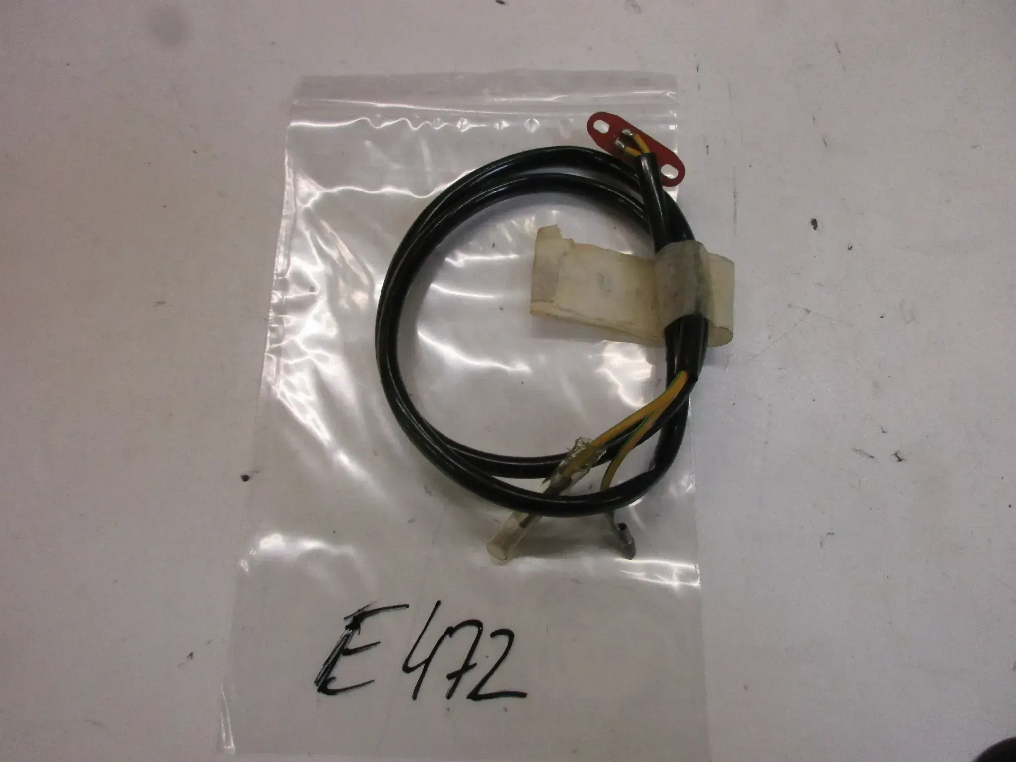 E472. Suzuki DR 200_350 Schalter Kupplungshebel 57541-49100 Kabel Elektrik switch - Bild 1